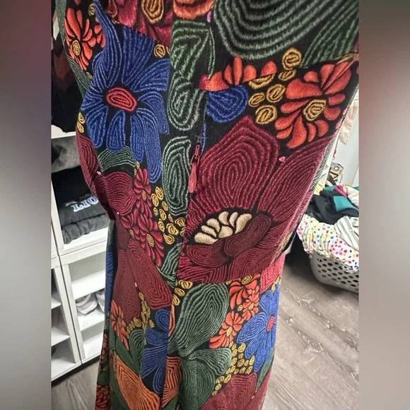 Farm Rio Black Stitched Flowers v neck maxi dress - Picture 4 of 10